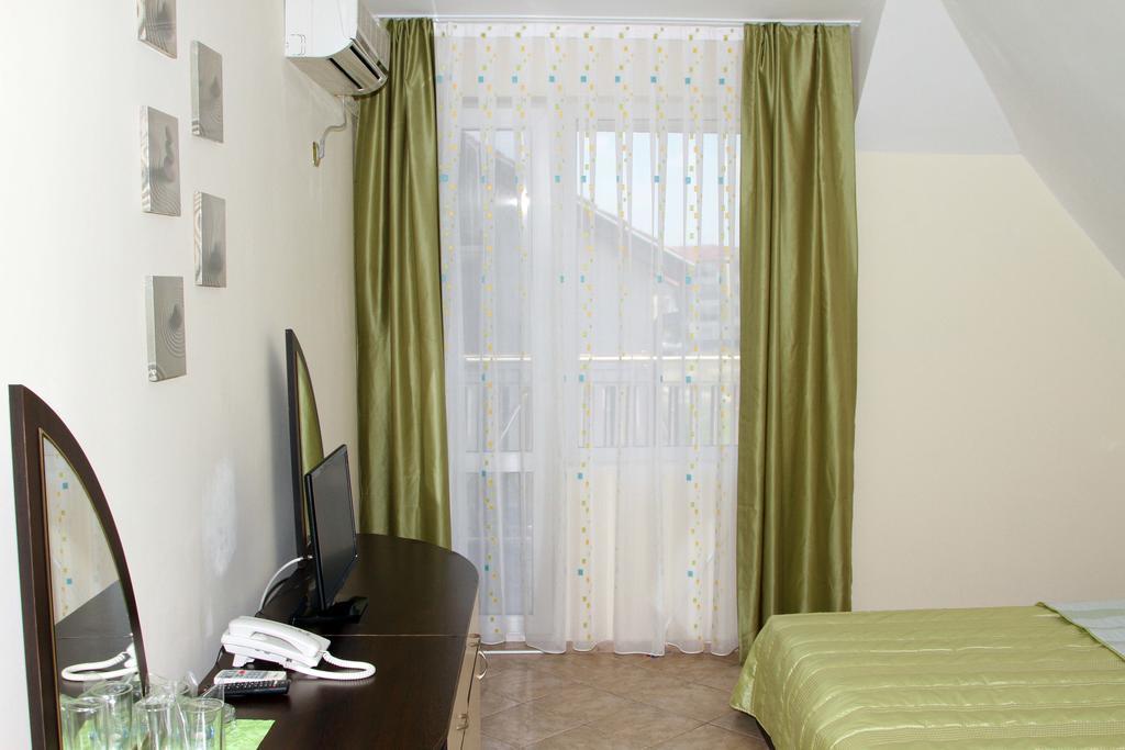 Vlasta Family Hotel Ravda Exterior photo